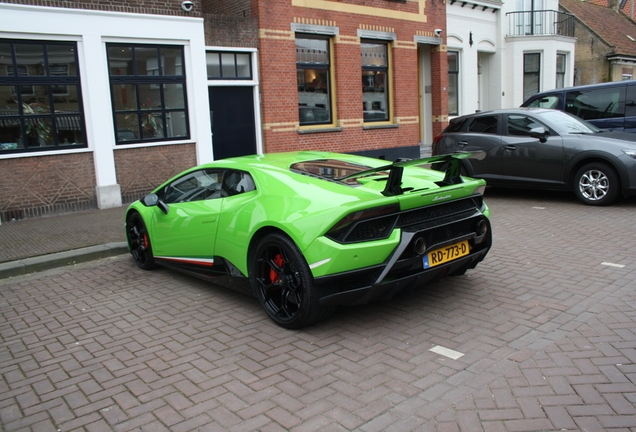 Lamborghini Huracán LP640-4 Performante