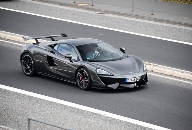 McLaren 570S