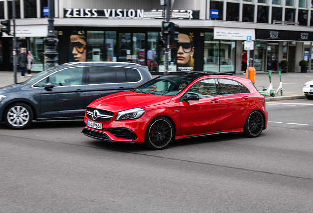 Mercedes-AMG A 45 W176 2015
