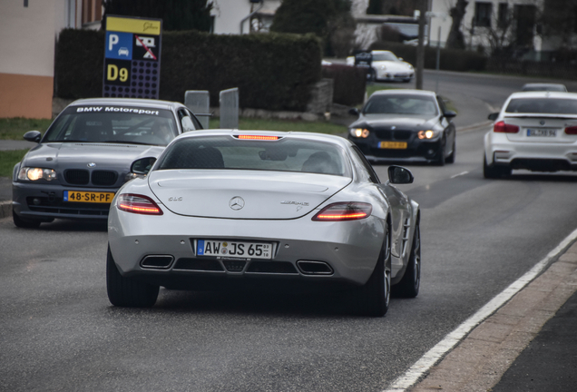 Mercedes-Benz SLS AMG