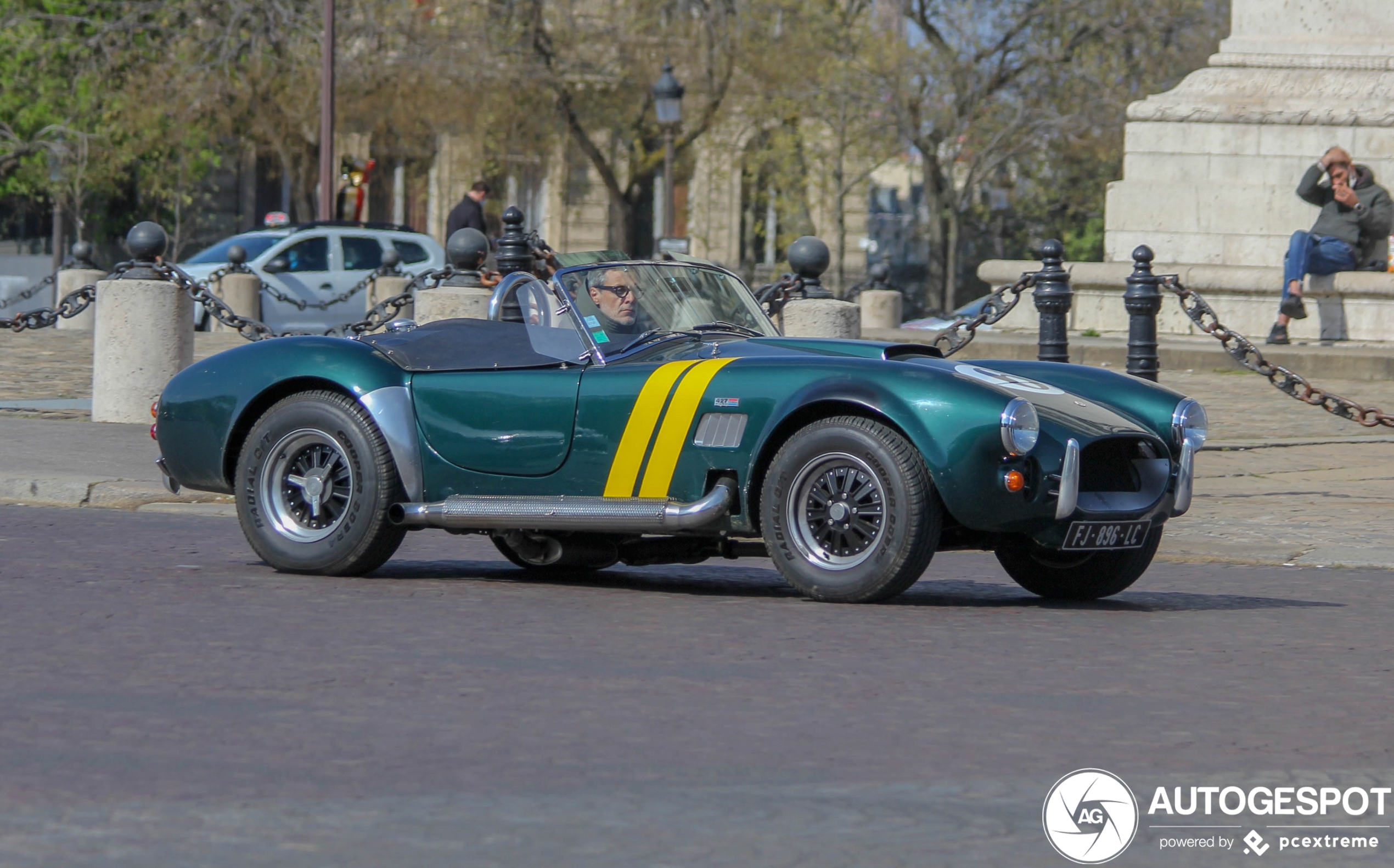 AC Cobra 427