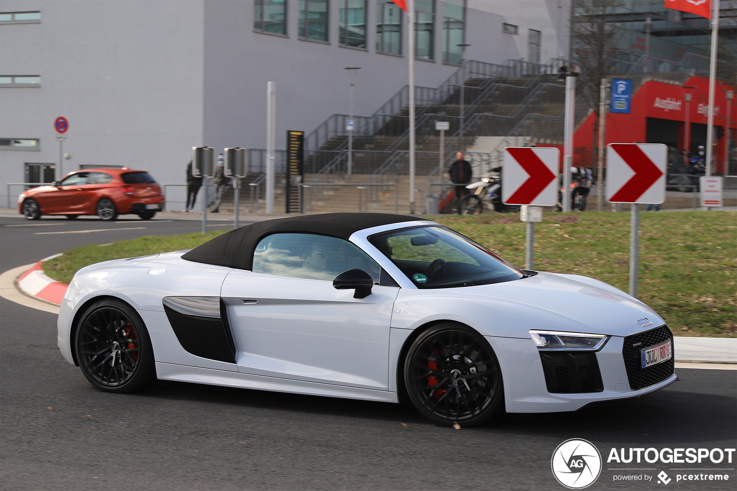 Audi R8 V10 Spyder 2016