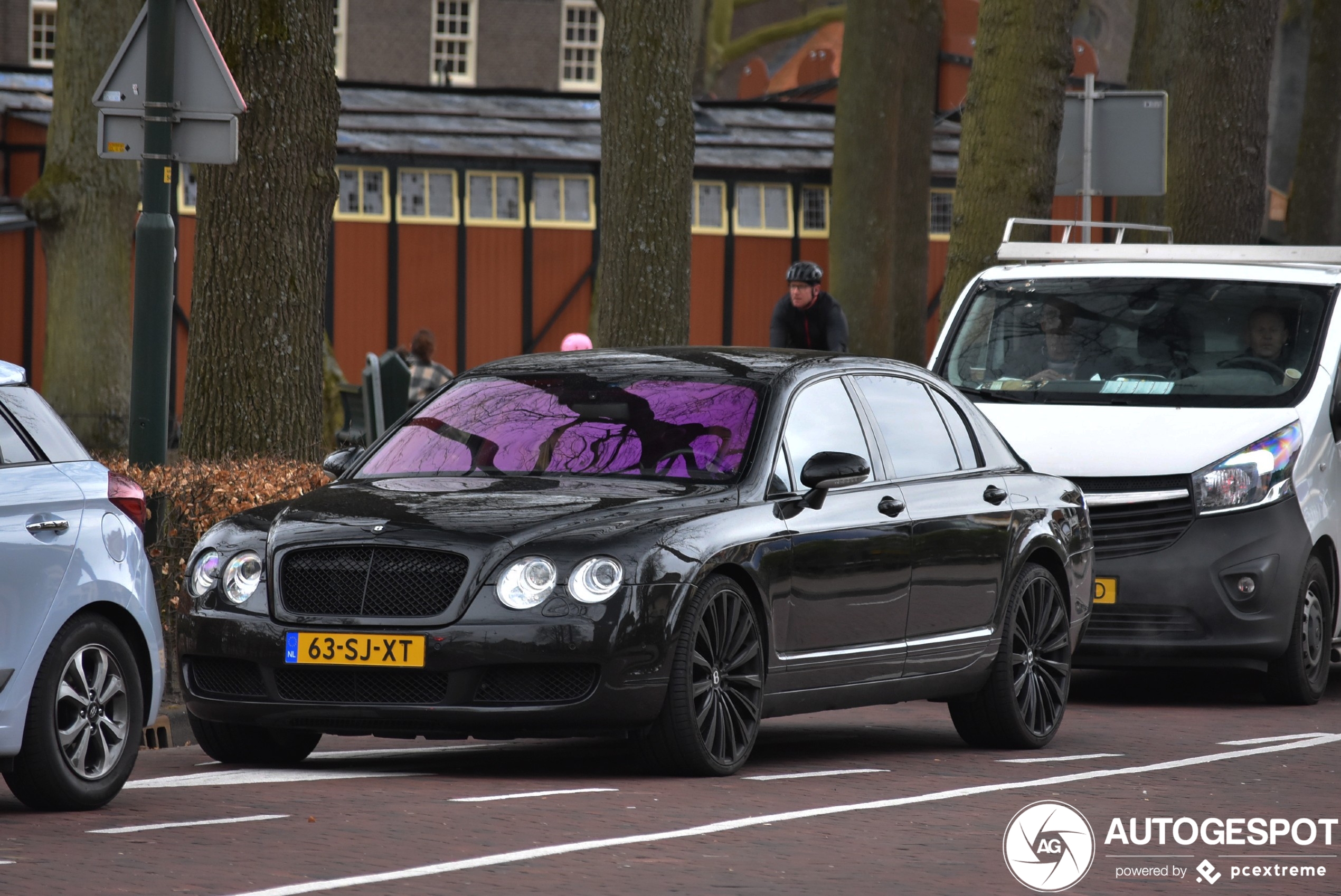 Bentley Continental Flying Spur