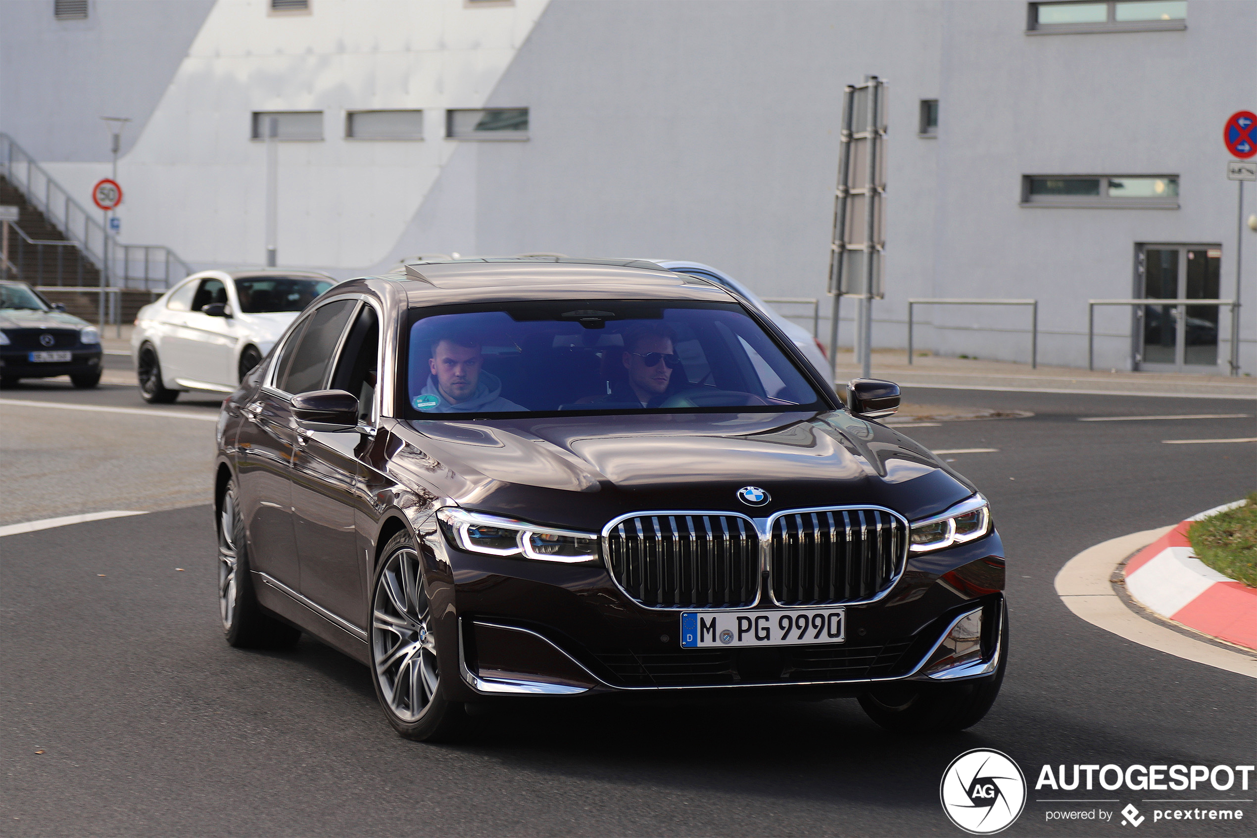 BMW M760Li xDrive 2019