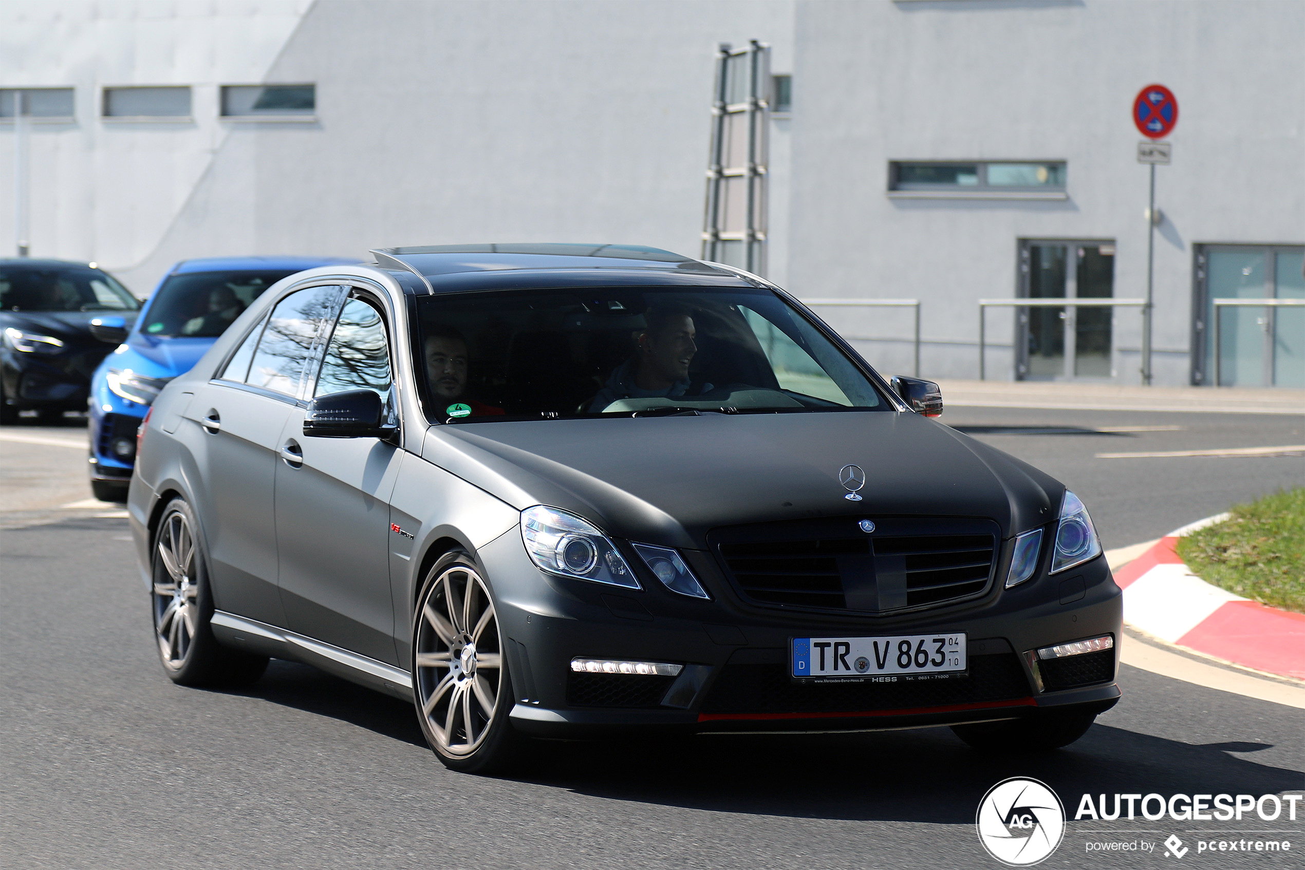 Mercedes-Benz E 63 AMG W212 V8 Biturbo