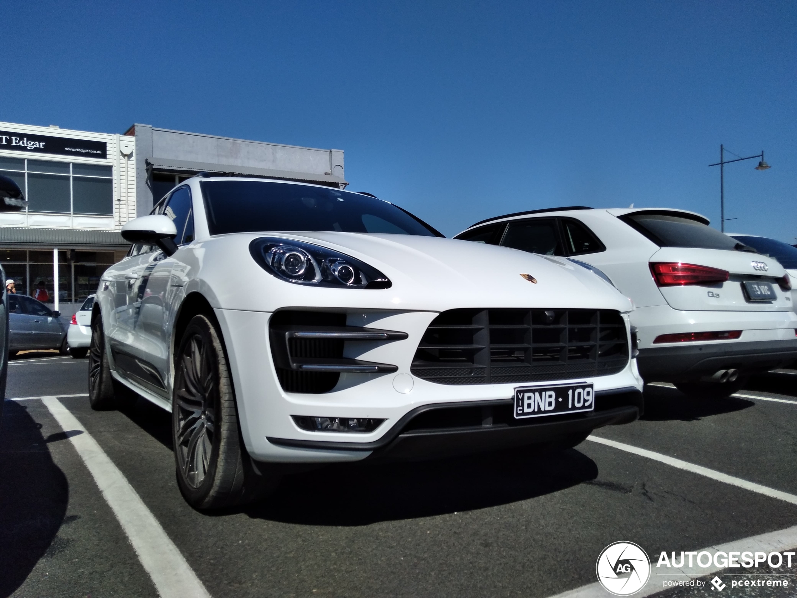 Porsche 95B Macan Turbo