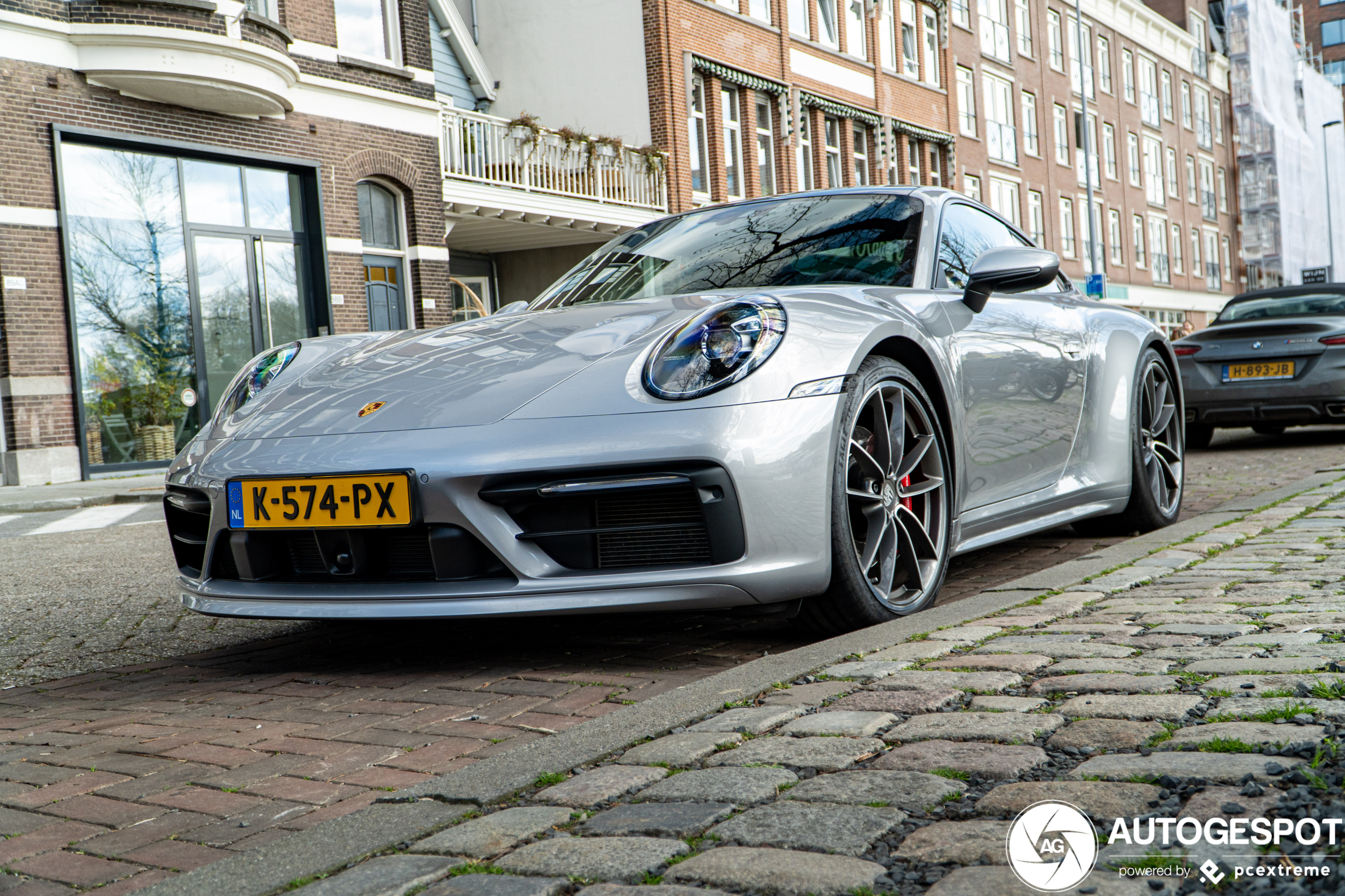 Porsche 992 Carrera 4S