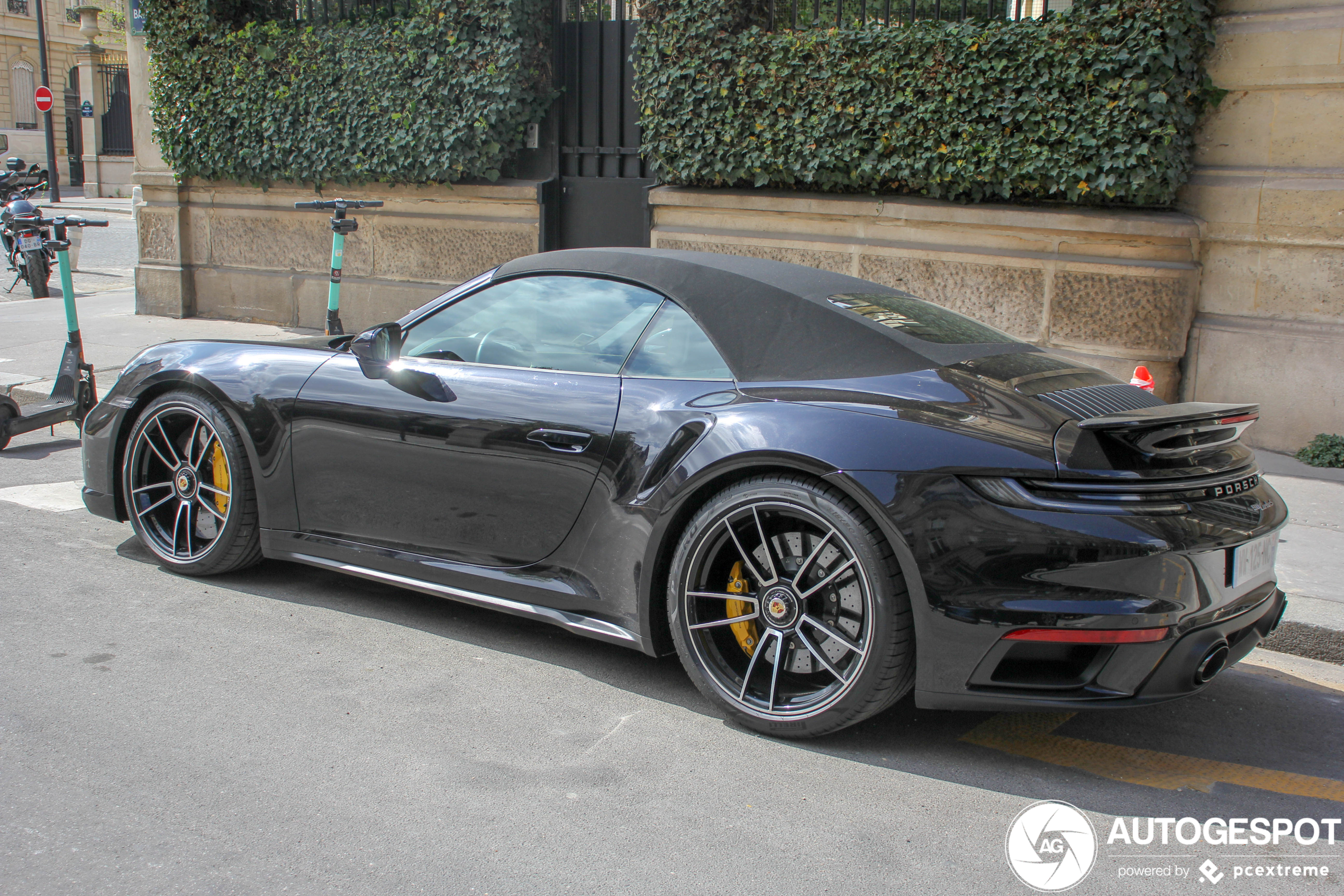 Porsche 992 Turbo S Cabriolet