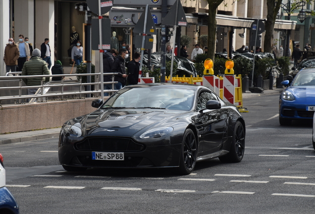 Aston Martin V12 Vantage S