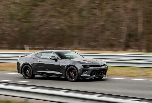 Chevrolet Camaro SS 2016 50th Anniversary