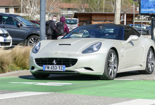 Ferrari California