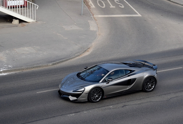 McLaren 570S