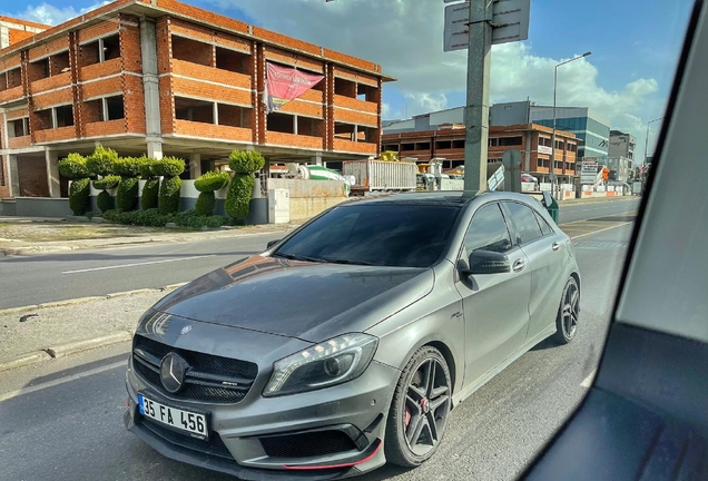 Mercedes-Benz A 45 AMG