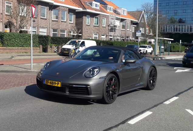 Porsche 992 Carrera 4S Cabriolet