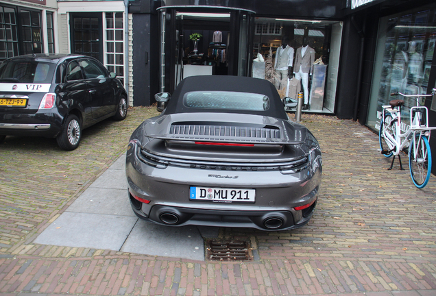 Porsche 992 Turbo S Cabriolet