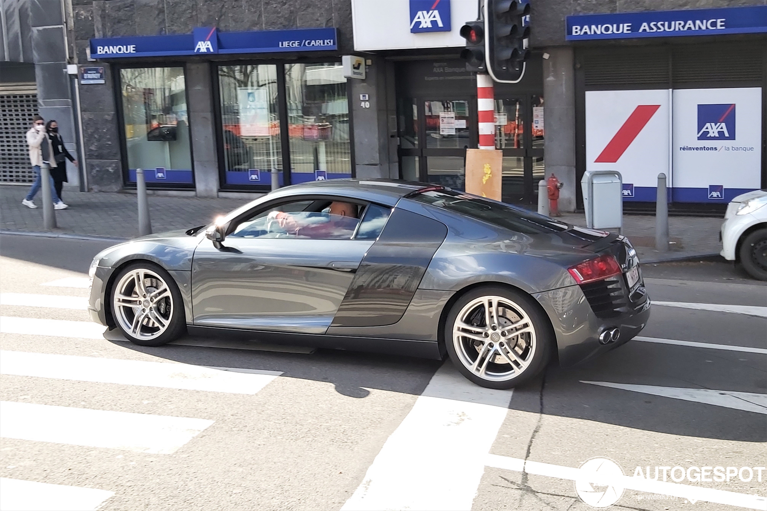 Audi R8