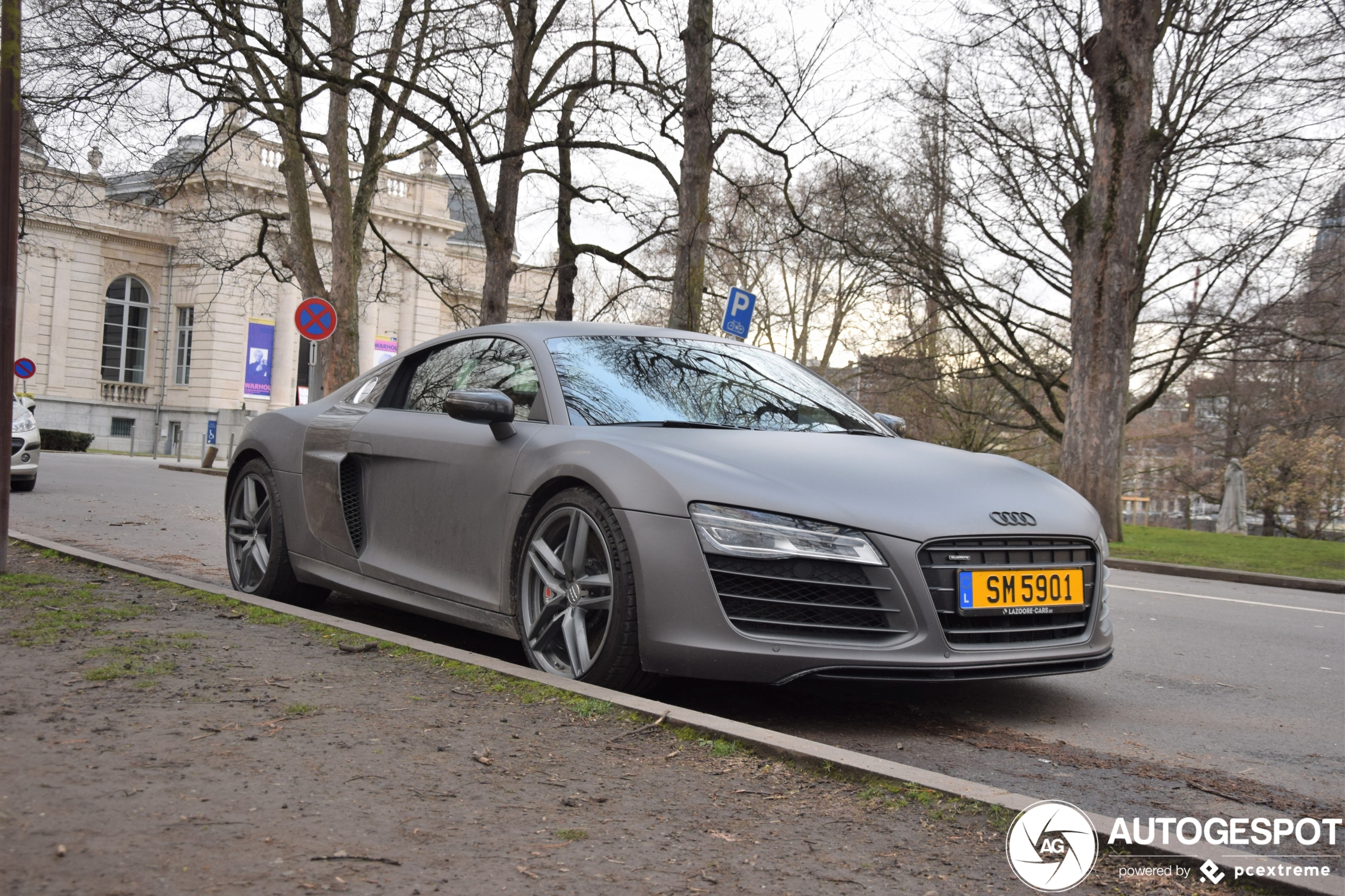 Audi R8 V10 2013