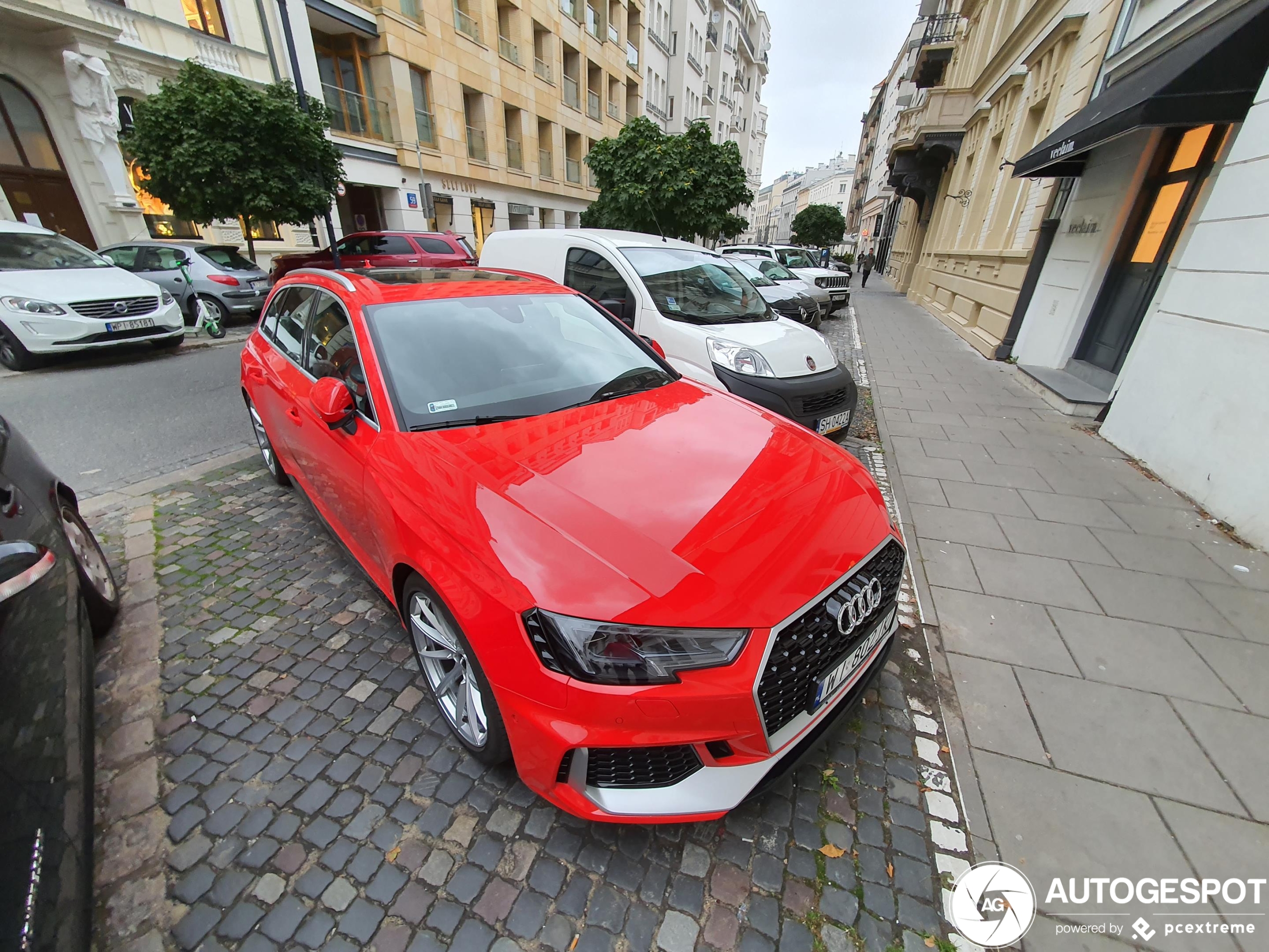 Audi RS4 Avant B9