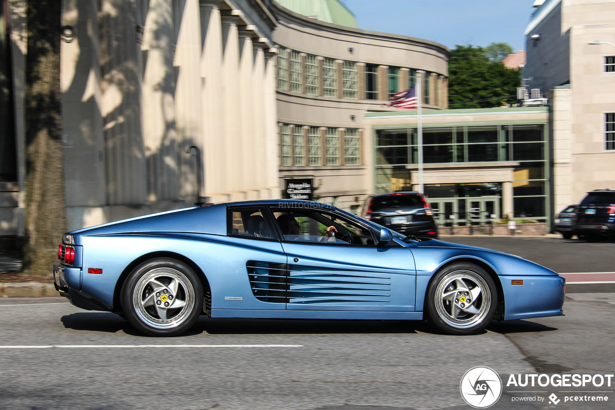 Ferrari F512M