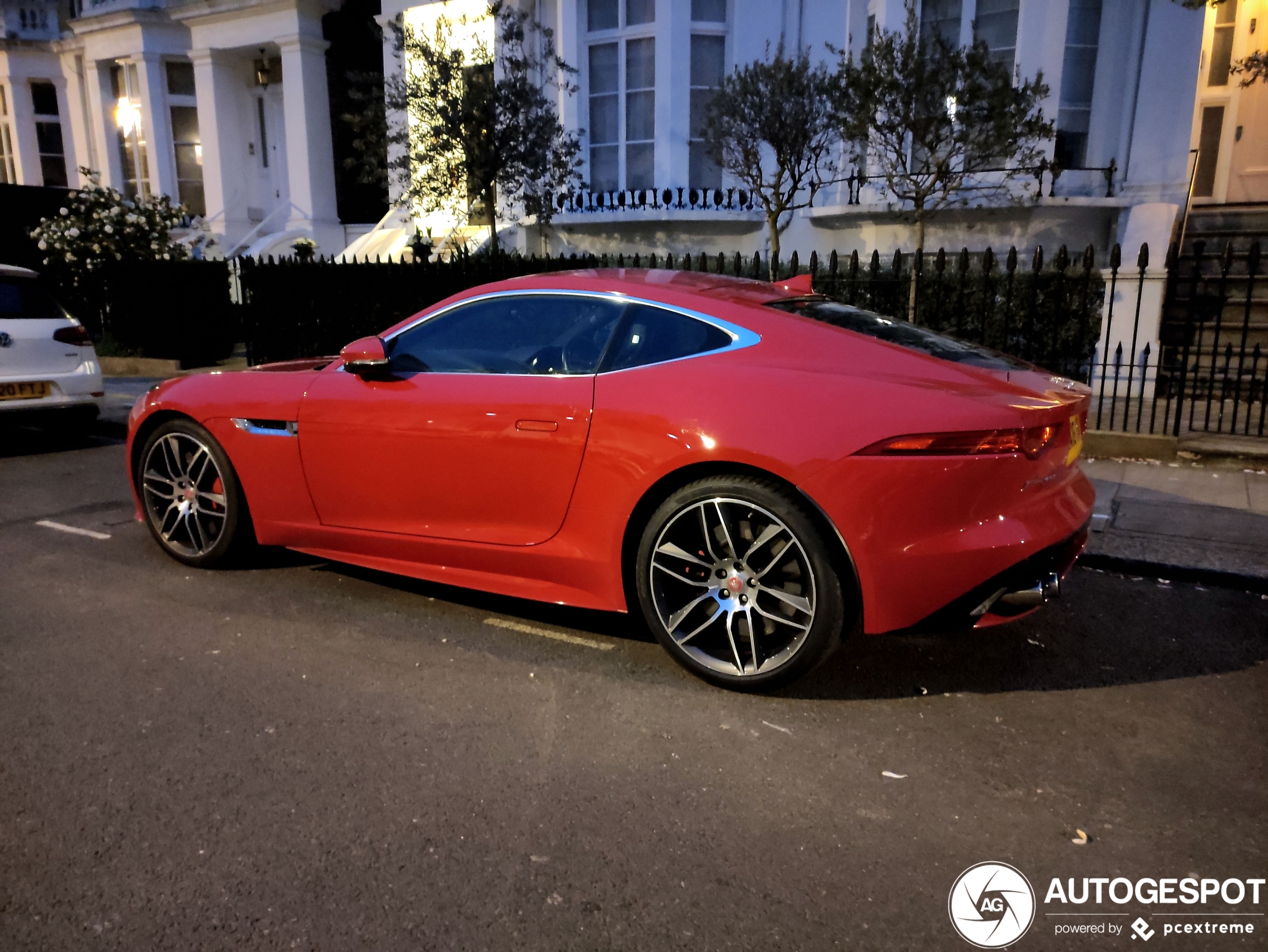 Jaguar F-TYPE R AWD Coupé