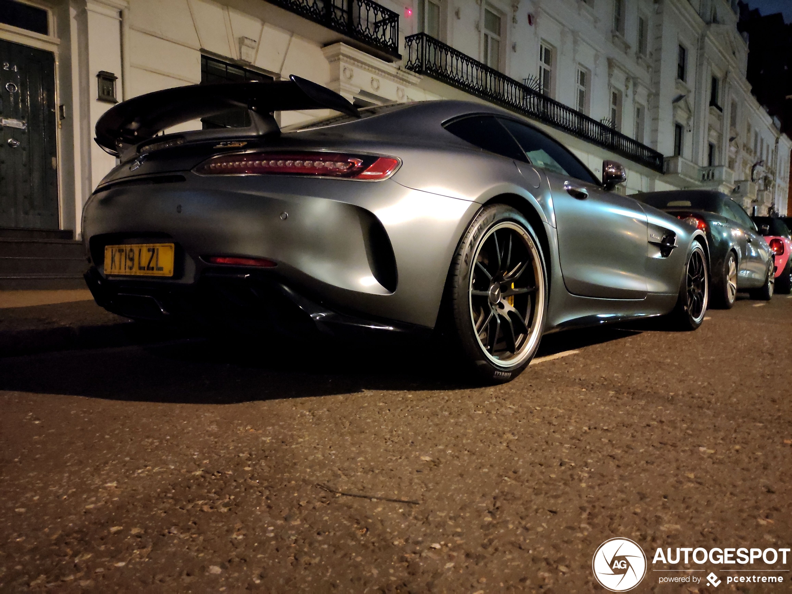 Mercedes-AMG GT R C190 2019