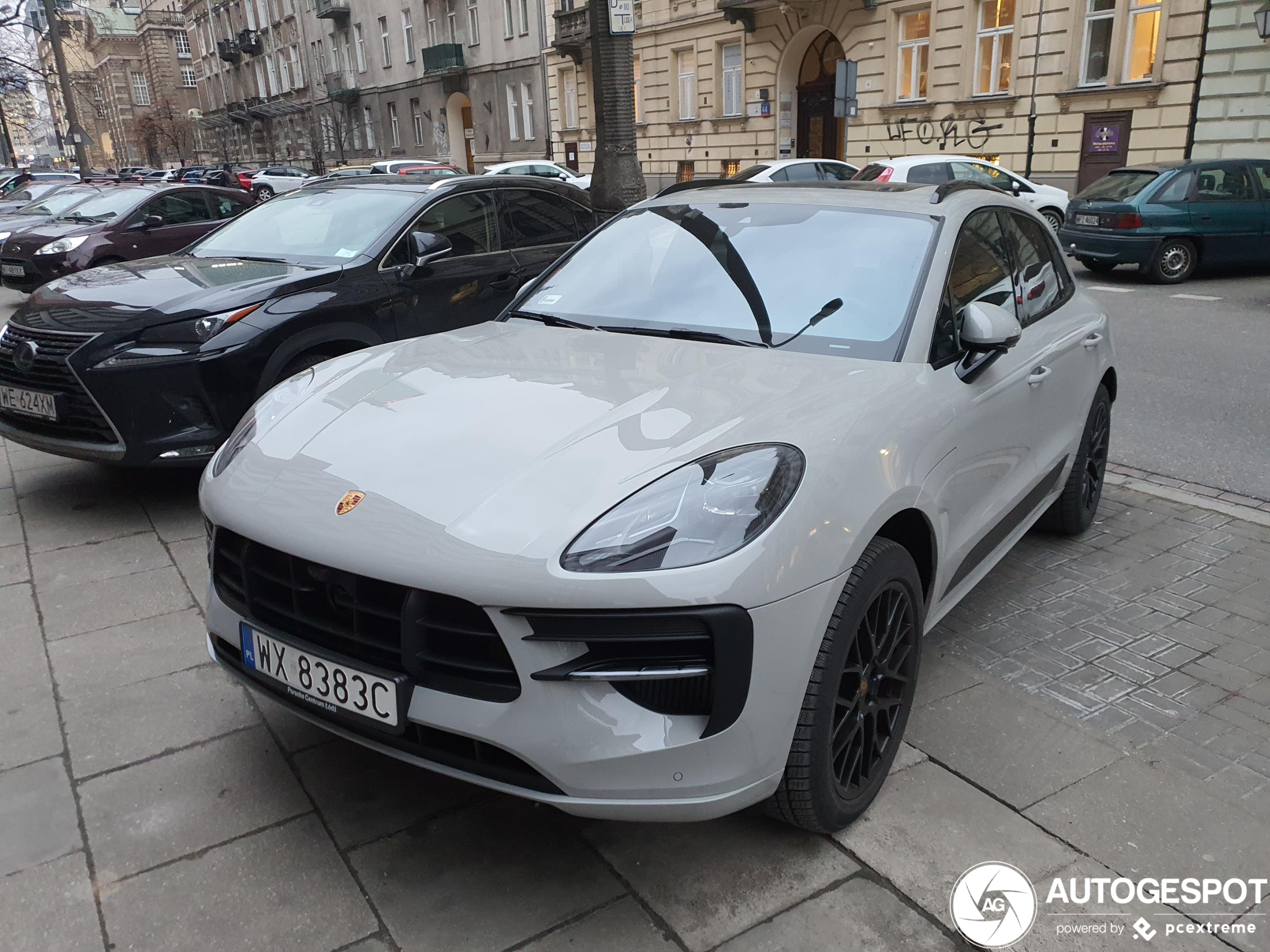 Porsche 95B Macan GTS MkII