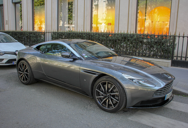 Aston Martin DB11