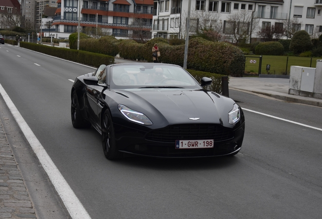 Aston Martin DB11 V8 Volante