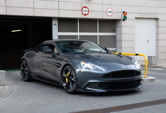 Aston Martin Vanquish S 2017 Ultimate Edition