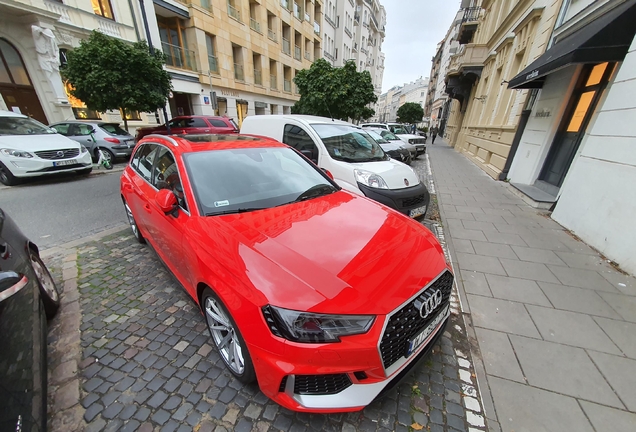 Audi RS4 Avant B9