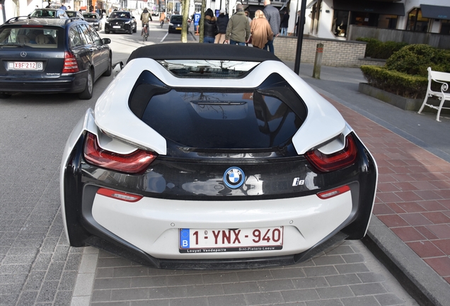 BMW i8 Roadster