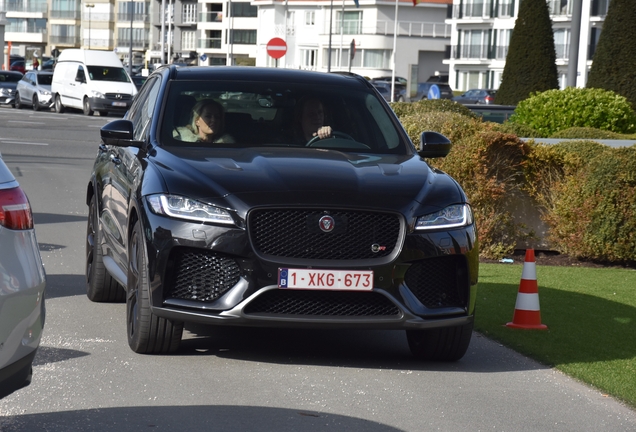 Jaguar F-PACE SVR