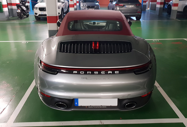 Porsche 992 Carrera 4S Cabriolet