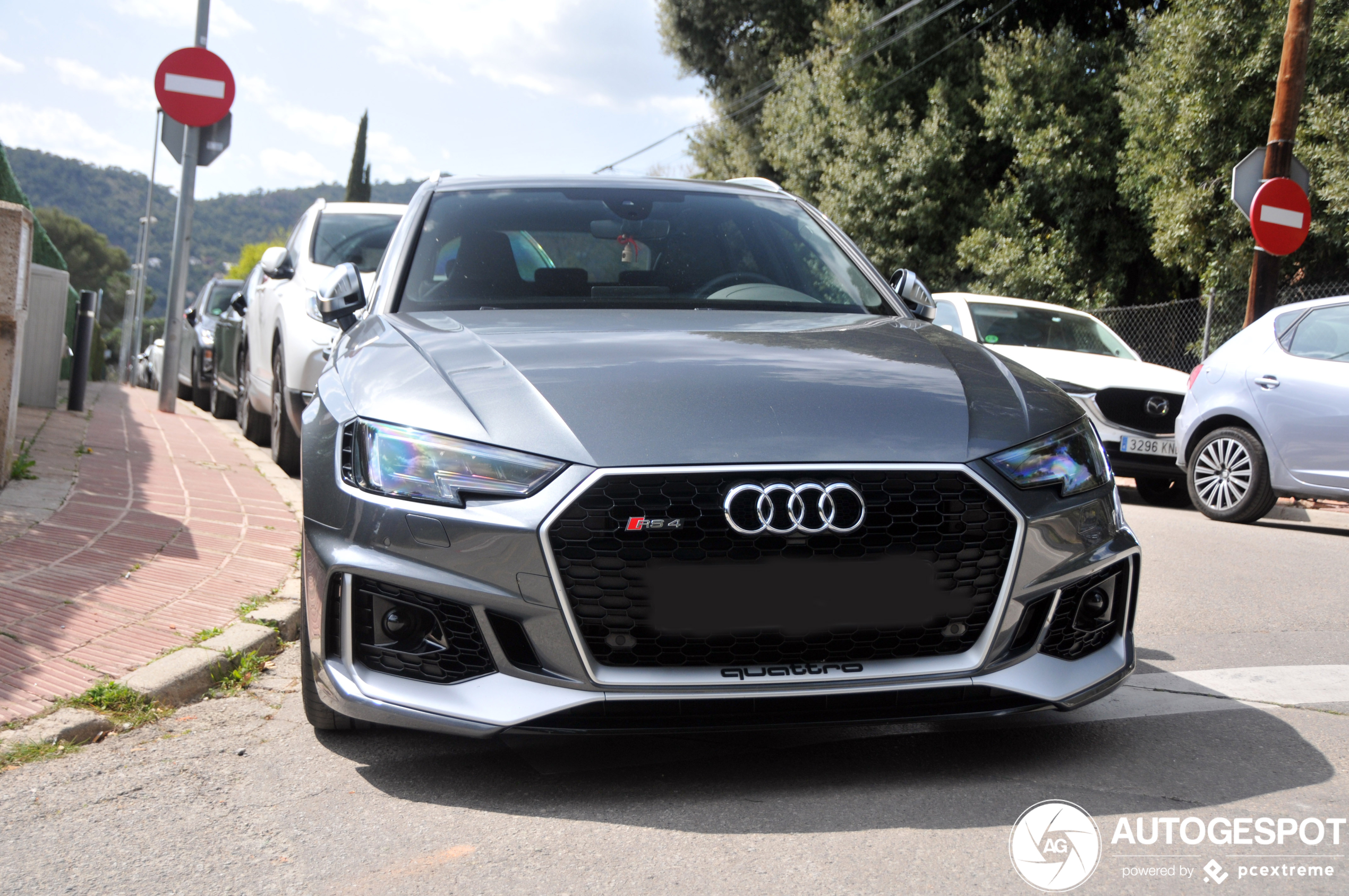 Audi RS4 Avant B9