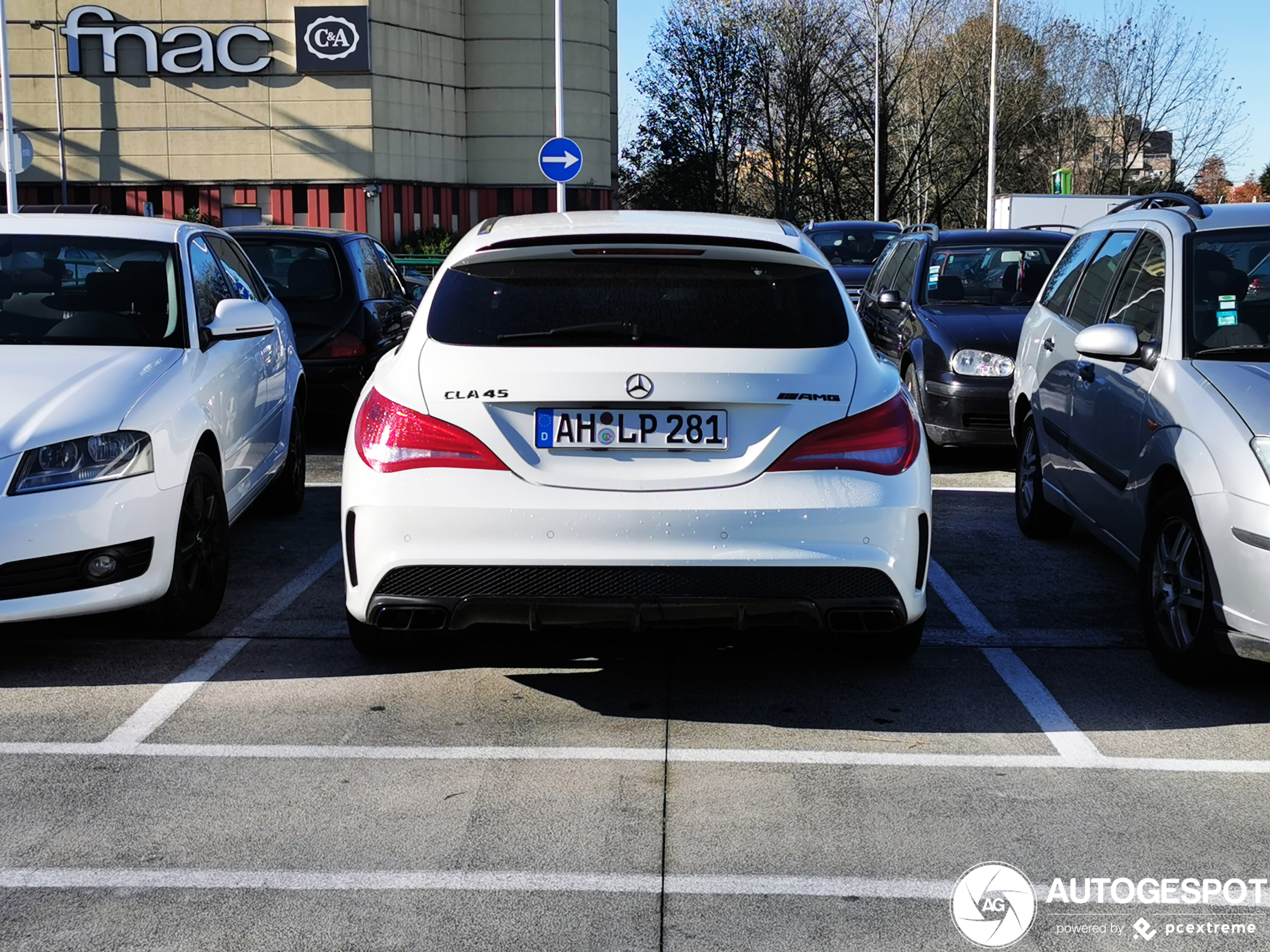 Mercedes-Benz CLA 45 AMG Shooting Brake