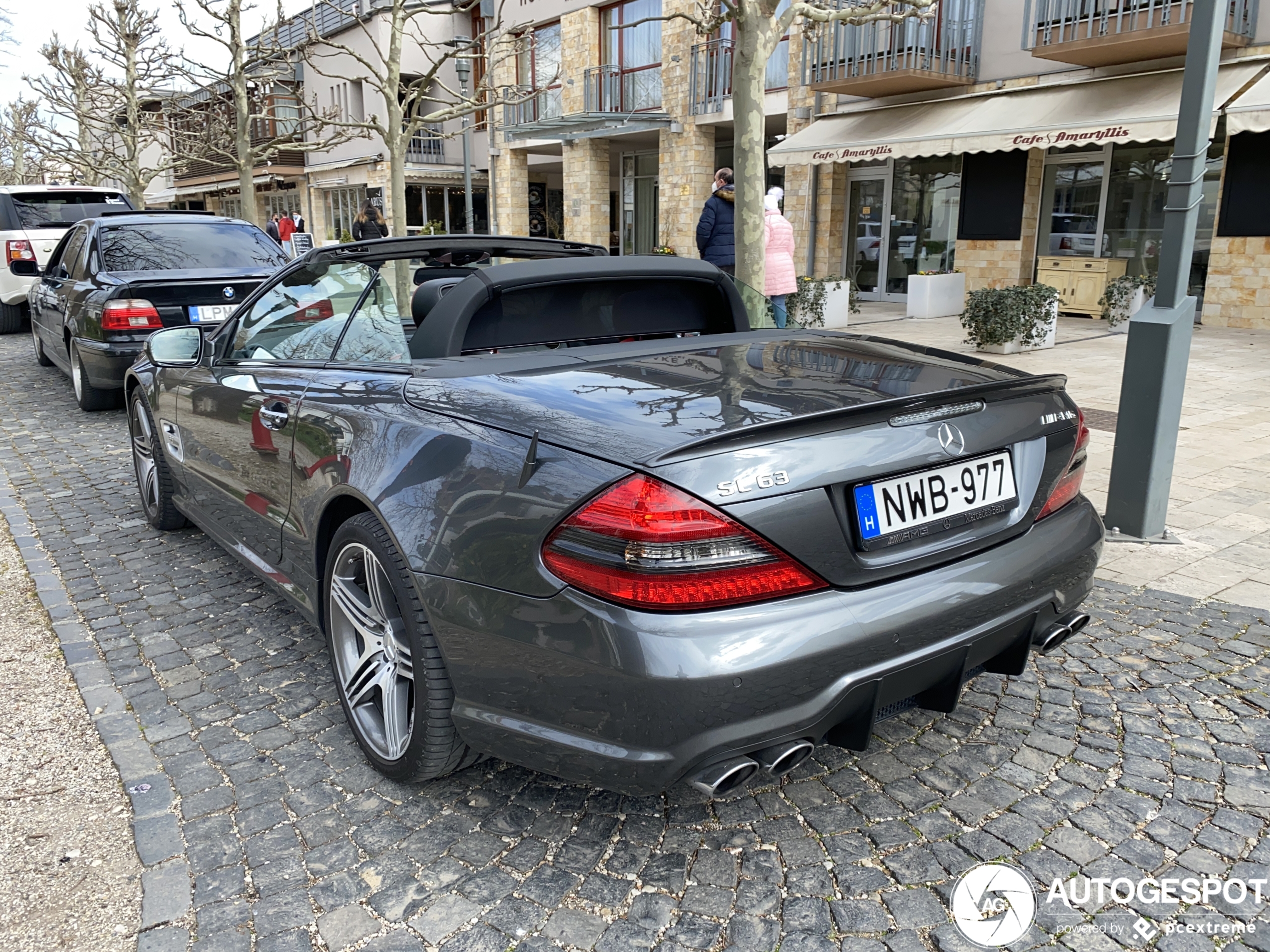 Mercedes-Benz SL 63 AMG