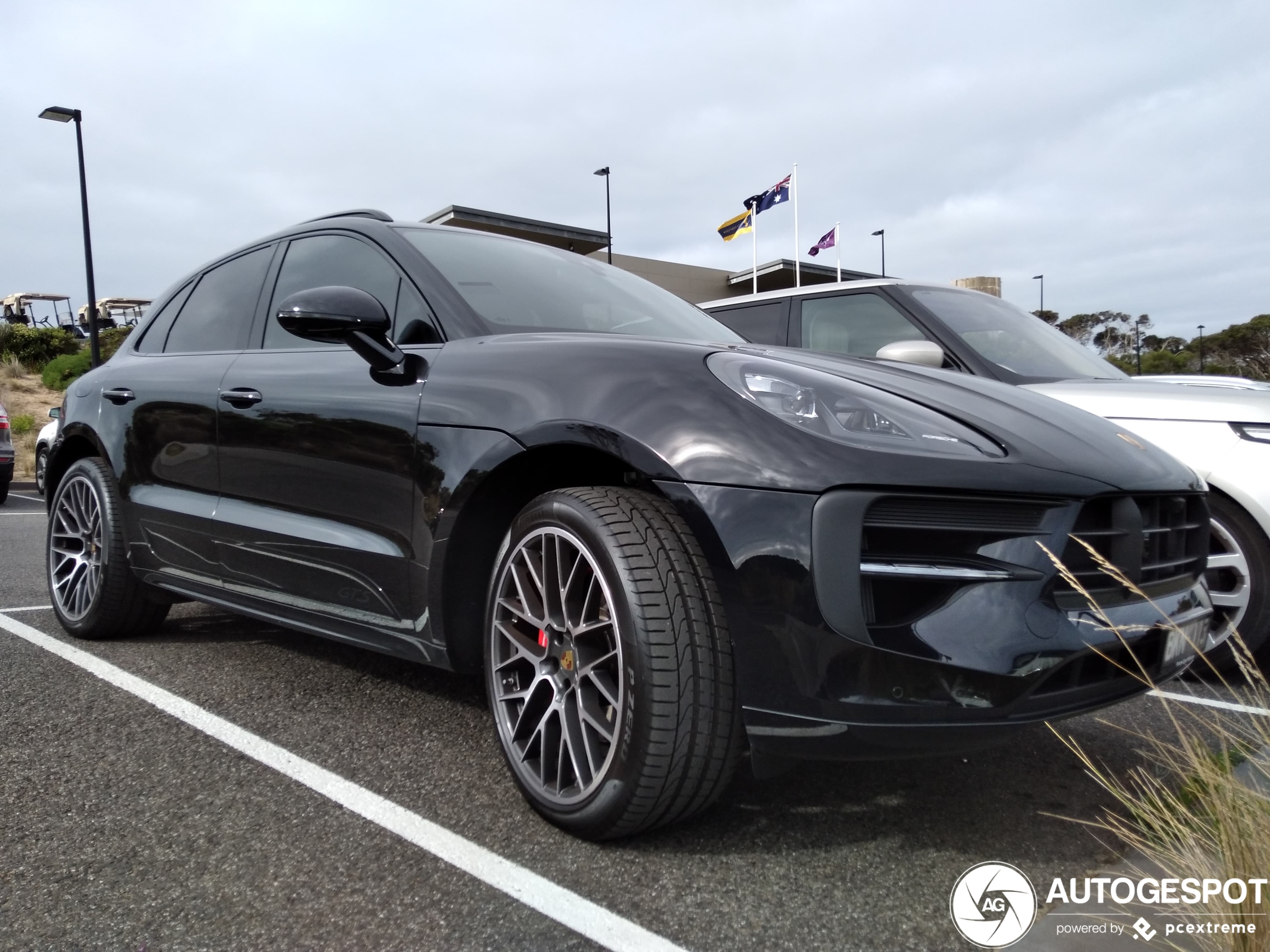 Porsche 95B Macan GTS MkII