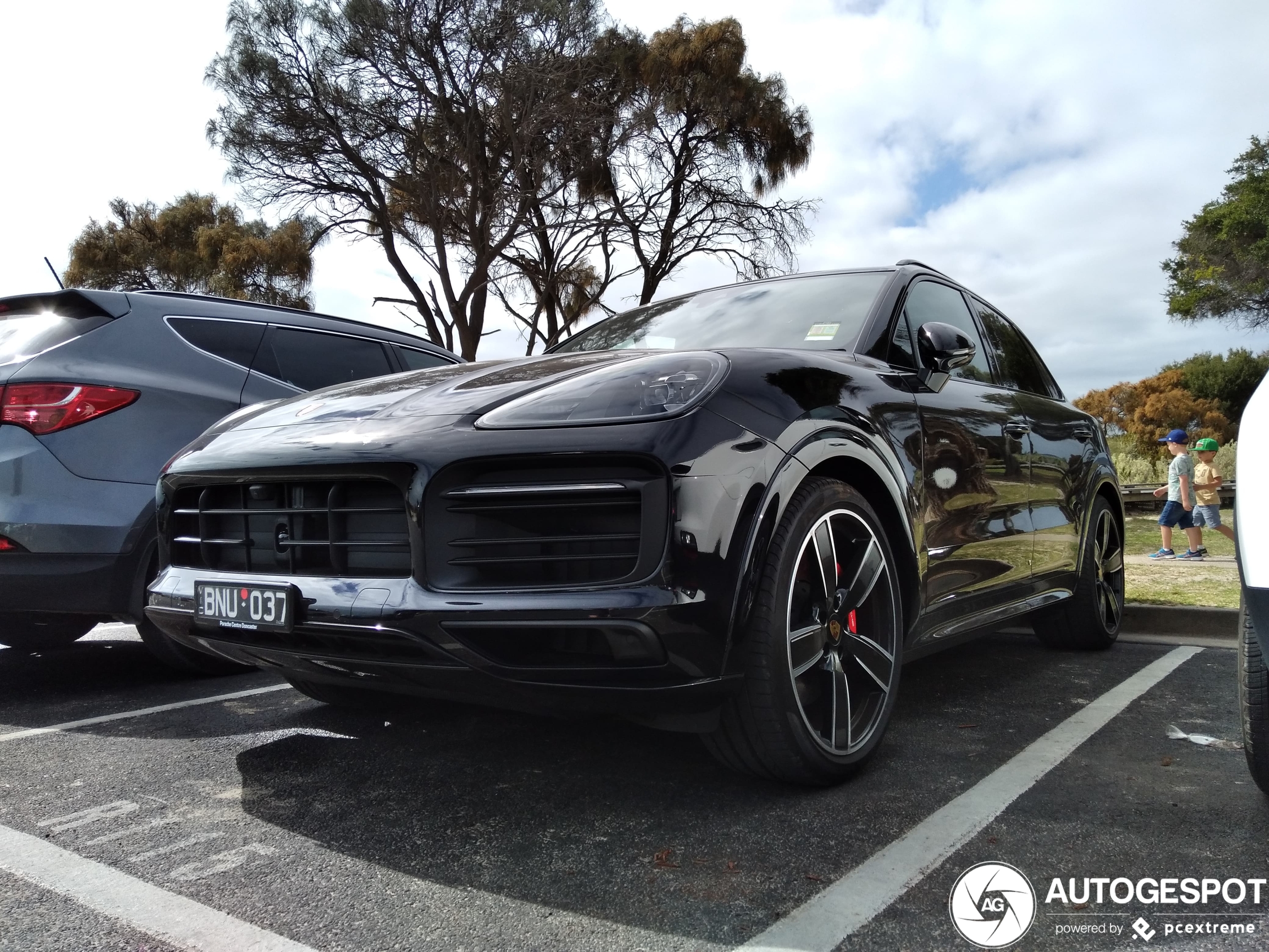 Porsche 9YA Cayenne GTS