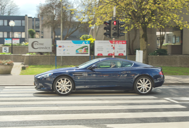 Aston Martin DB9