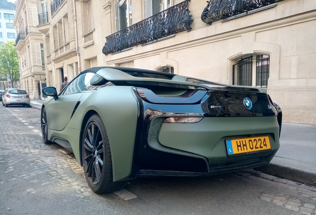 BMW i8 Roadster