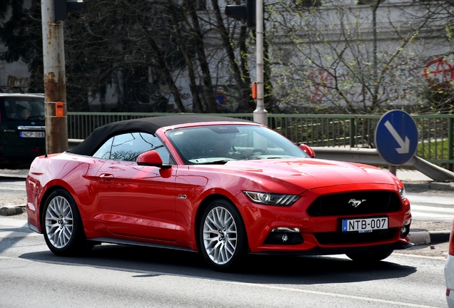 Ford Mustang GT Convertible 2015