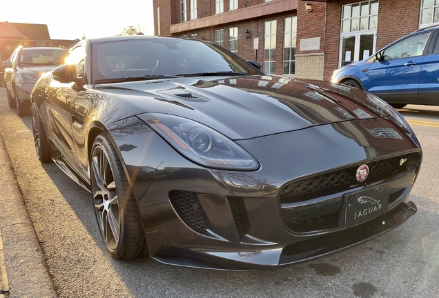 Jaguar F-TYPE R AWD Coupé