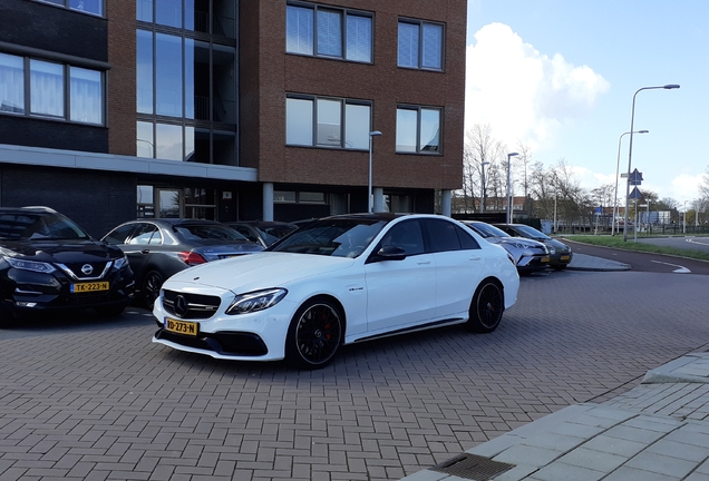 Mercedes-AMG C 63 S W205