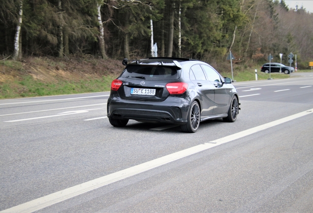 Mercedes-Benz A 45 AMG