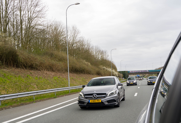 Mercedes-Benz A 45 AMG