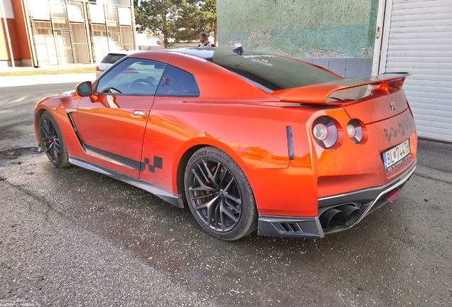 Nissan GT-R 2017