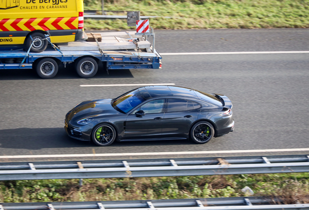 Porsche 971 Panamera Turbo S E-Hybrid