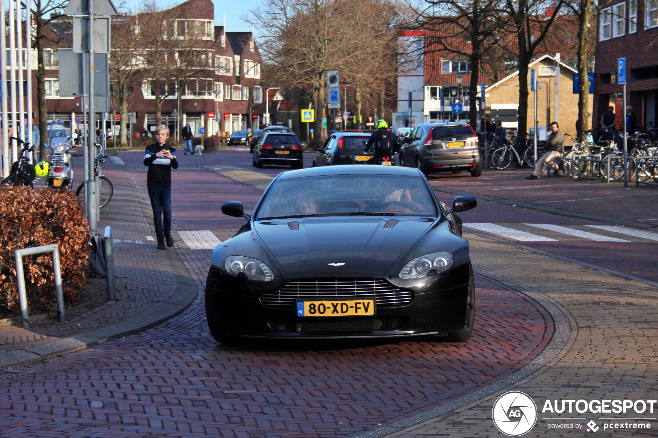 Aston Martin V8 Vantage