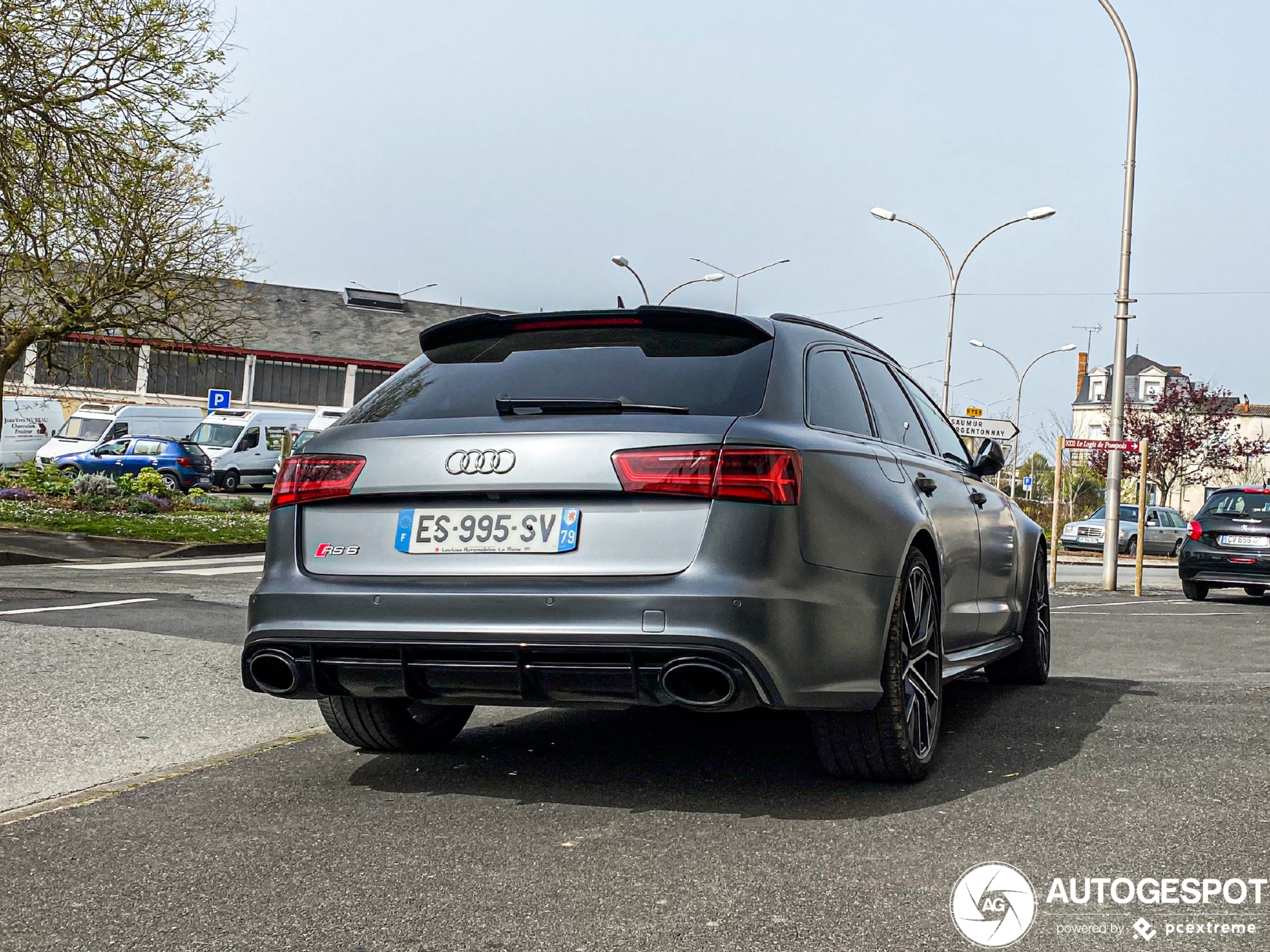 Audi RS6 Avant C7 2015