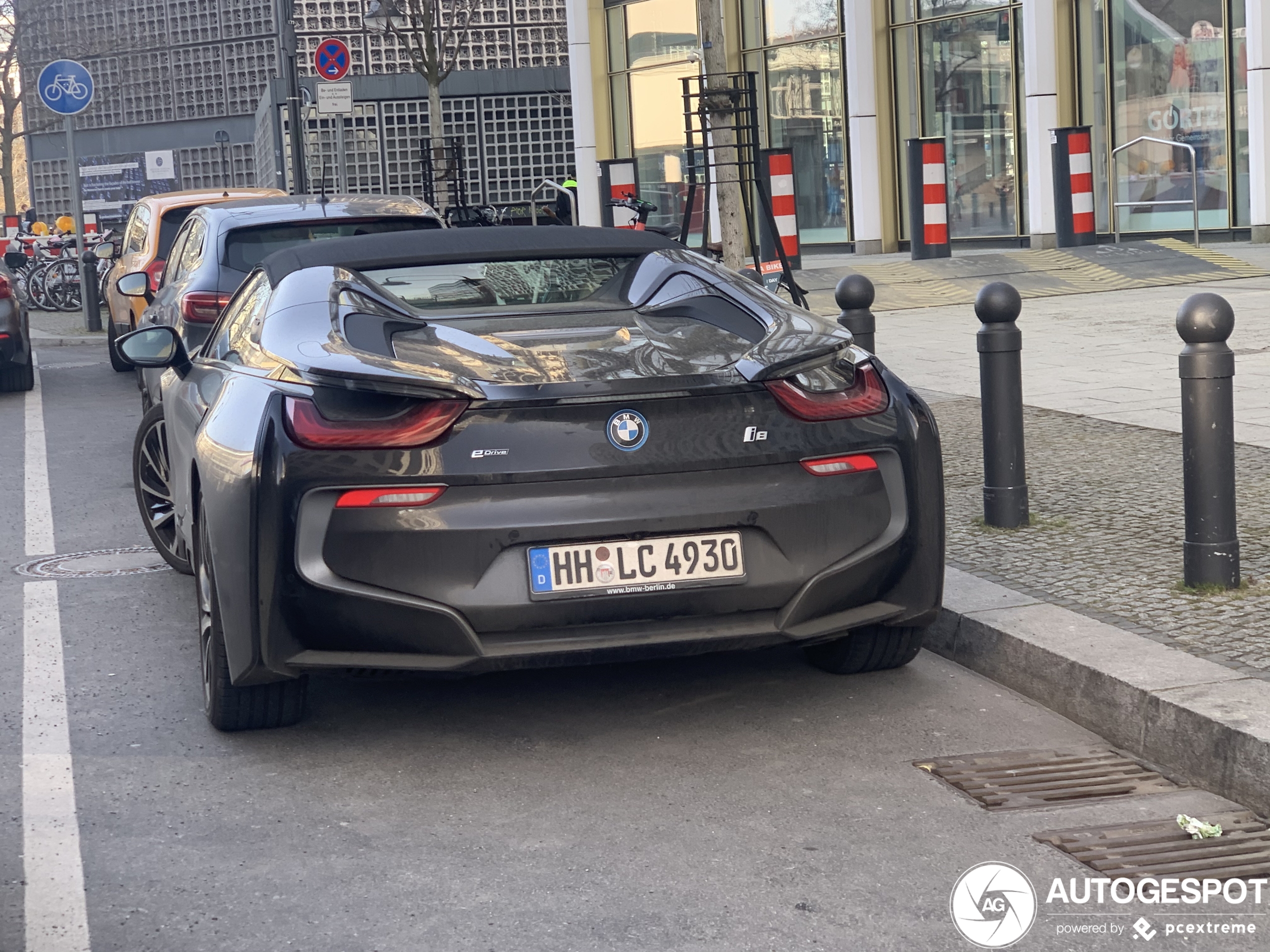 BMW i8 Roadster